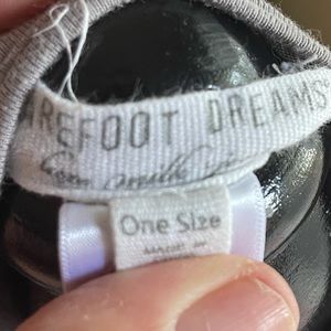 Sleep wear or lounging super  by  “barefoot”